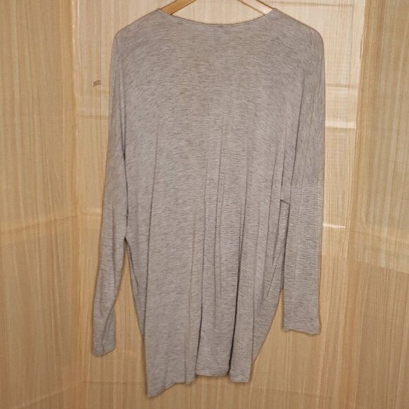 Cabi Womens Grey Open Front Draped Dolman Sleeve Top Large - Picture 2 of 7